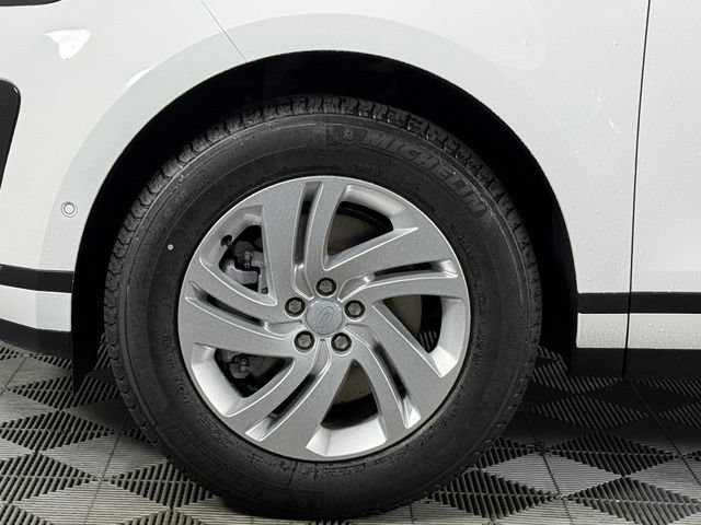 New 2026 Land Rover Range Rover Evoque S AWD/4WD image 11