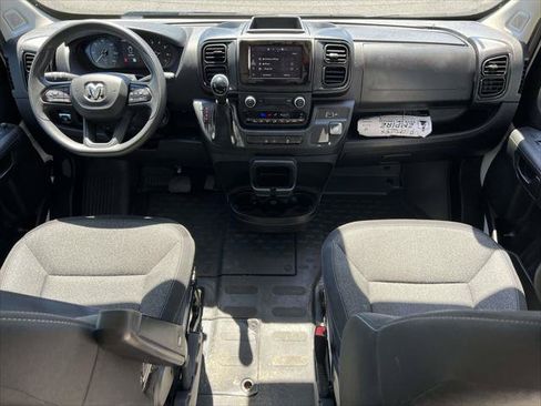Used 2025 RAM ProMaster 2500 w/ Convenience Group FWD image 15