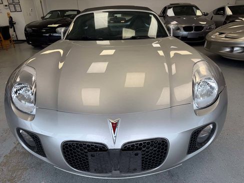 Used 2007 Pontiac Solstice GXP w/ Premium Package image 2
