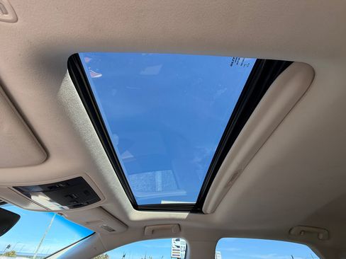 Used 2017 Lexus RX 350 FWD w/ Premium Package image 20