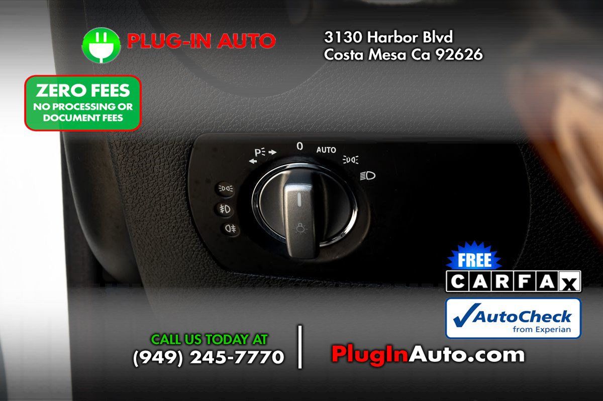 Used 2011 Mercedes-Benz SLK 300 image 21