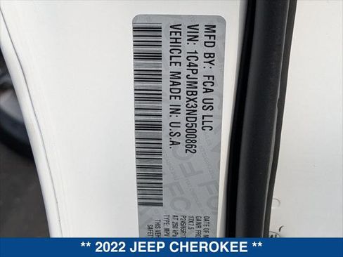 Used 2022 Jeep Cherokee Trailhawk w/ Sun, Sound & Nav Group image 25