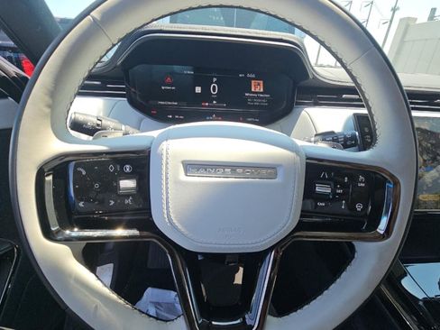 Used 2024 Land Rover Range Rover Sport Dynamic SE AWD/4WD image 8