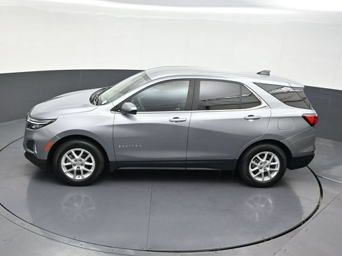 Used 2023 Chevrolet Equinox LT FWD image 17