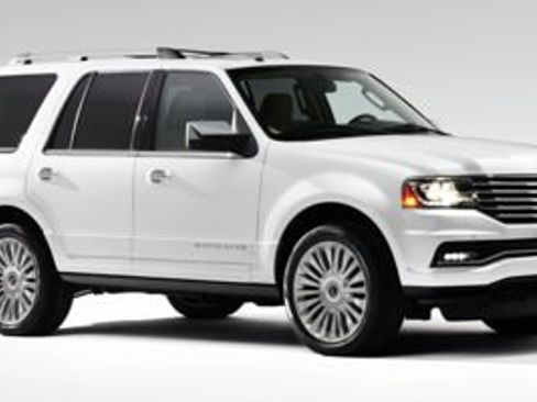 Used 2016 Lincoln Navigator Select AWD/4WD image 1