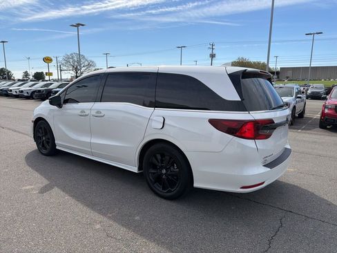 Used 2024 Honda Odyssey Sport image 6