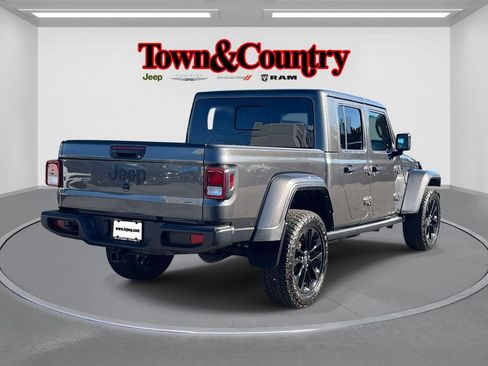 Certified 2024 Jeep Gladiator Sport image 6