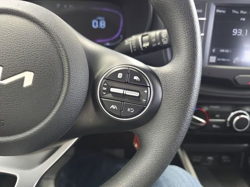 Used 2025 Kia Soul LX image 18