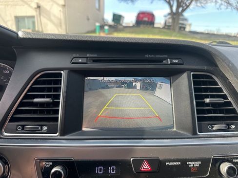 Used 2017 Hyundai Sonata Limited FWD image 46