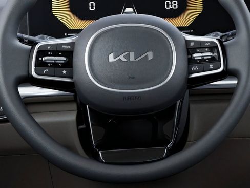 New 2026 Kia Carnival LX FWD image 22