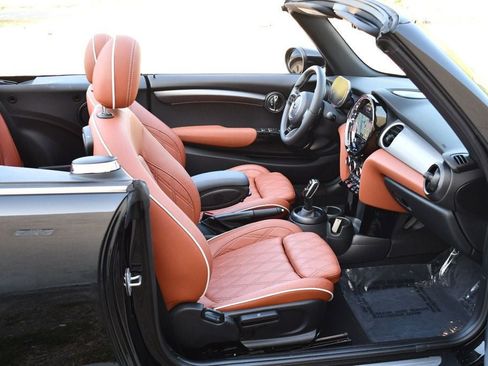Used 2024 MINI Cooper S w/ Signature Upholstery Package FWD image 58