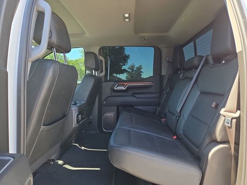 Used 2022 GMC Sierra 1500 Denali AWD/4WD image 13