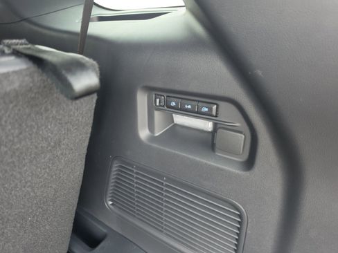 New 2026 Ford Explorer Tremor w/ Tremor Convenience Package image 17