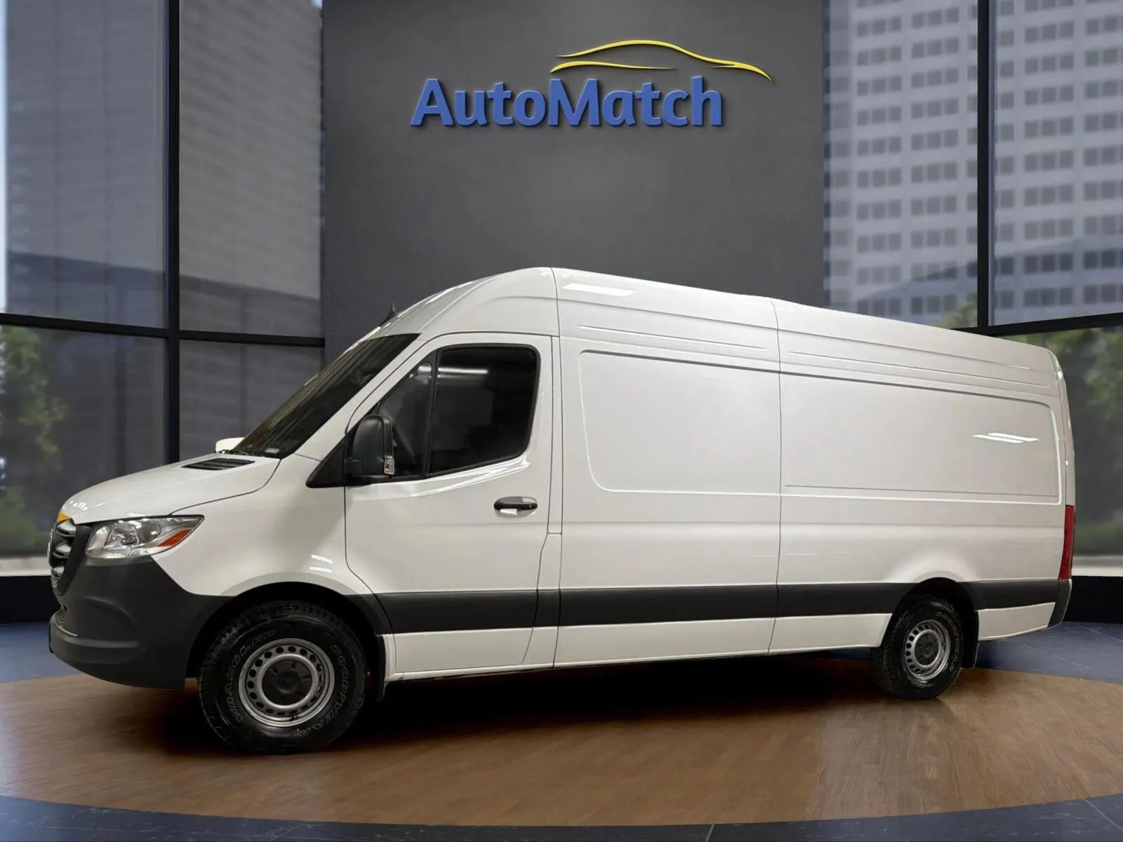Used 2025 Mercedes-Benz Sprinter 2500 image 5