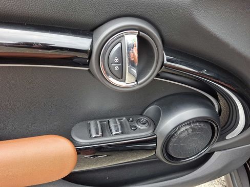 Used 2022 MINI Cooper S FWD image 12
