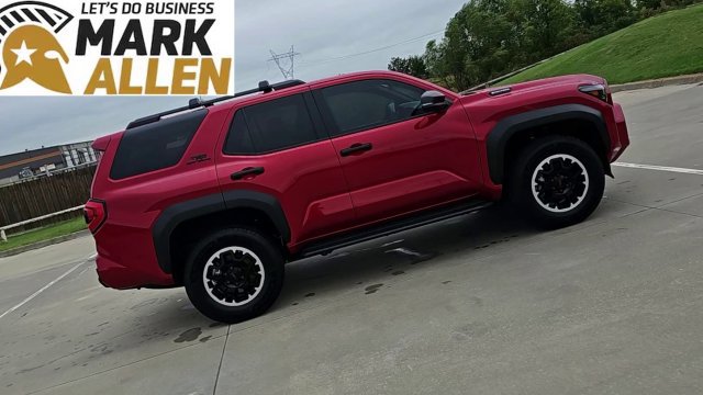 Used 2025 Toyota 4Runner TRD Off-Road AWD/4WD image 9