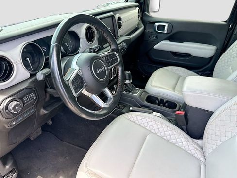 Used 2021 Jeep Wrangler Unlimited Sahara AWD/4WD image 25