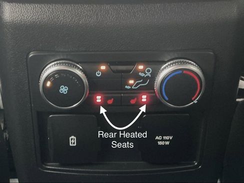 Used 2020 Ford Explorer Limited image 24