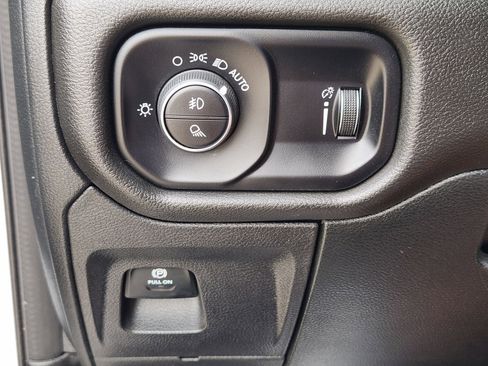 Used 2025 RAM 1500 Tradesman image 34