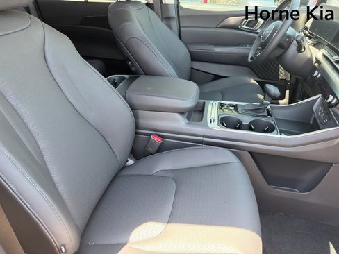 New 2026 Kia Carnival SX Prestige FWD image 23