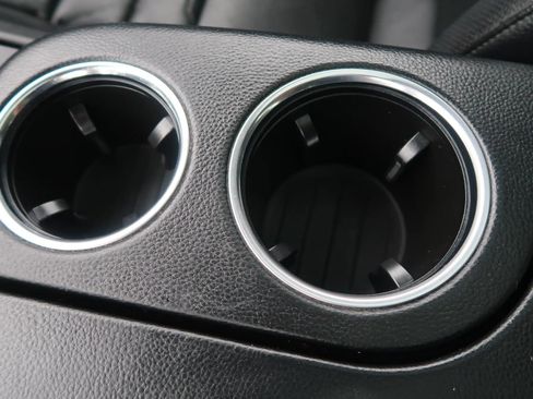 Used 2018 Porsche Panamera 4S image 32