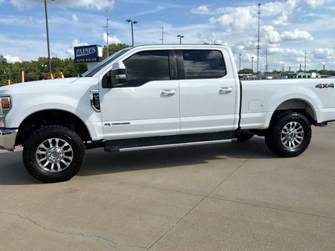 Used 2020 Ford F250 Lariat w/ Lariat Value Package AWD/4WD image 7