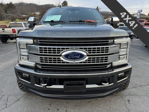 Used 2019 Ford F250 Platinum w/ Platinum Ultimate Package image 6