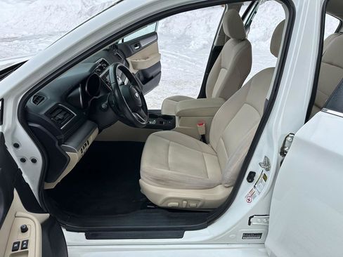 Used 2019 Subaru Legacy 2.5i Premium image 8