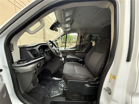 Used 2022 Ford Transit 350 XLT image 7
