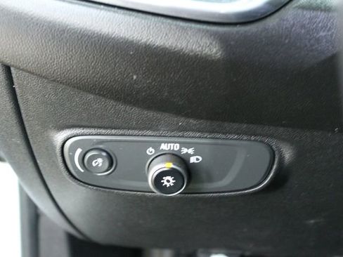 Used 2019 Chevrolet Equinox LT image 13