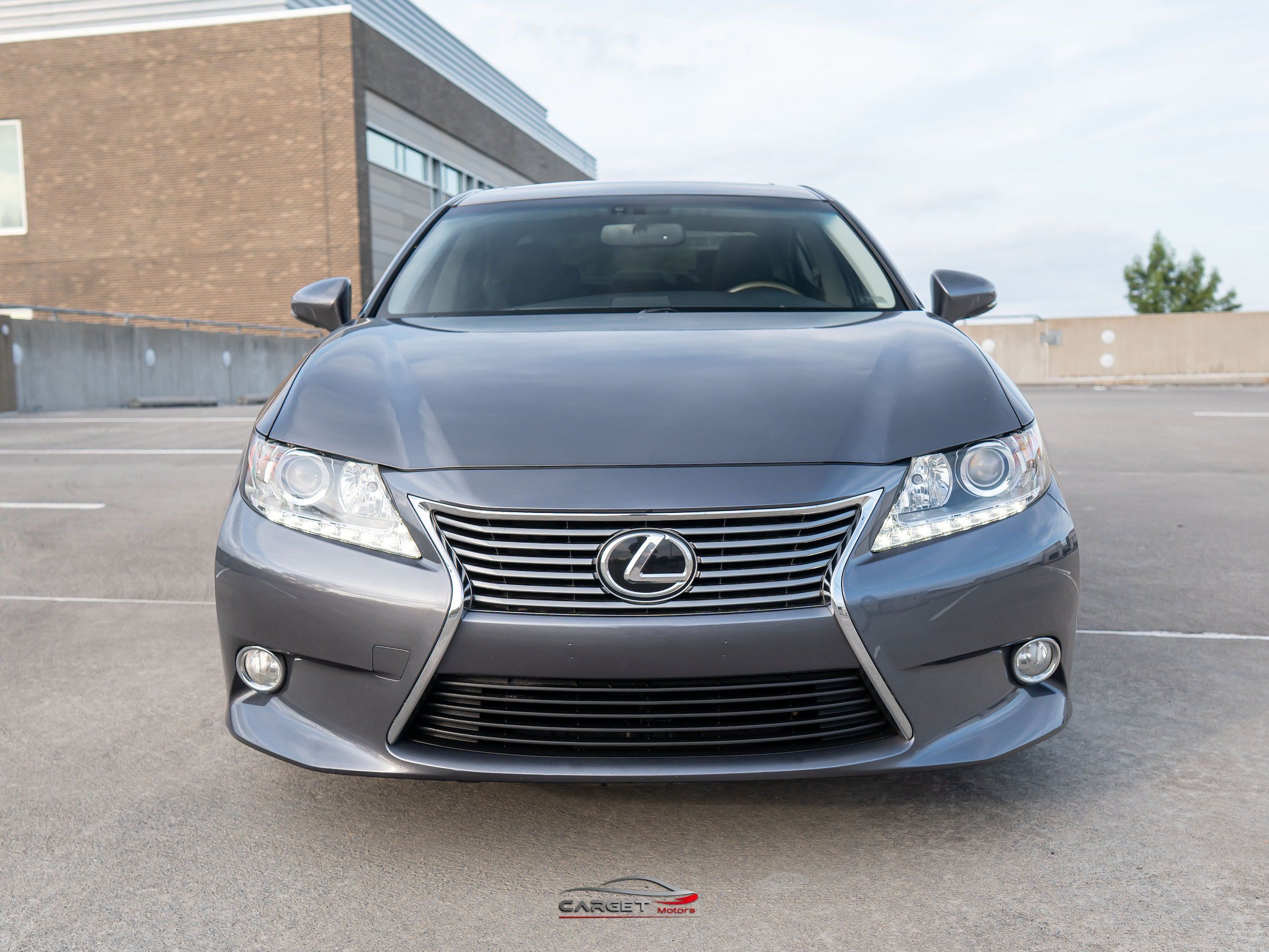 Used 2015 Lexus ES 350 w/ Premium Package FWD image 2