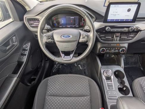 Certified 2023 Ford Escape Active FWD image 16