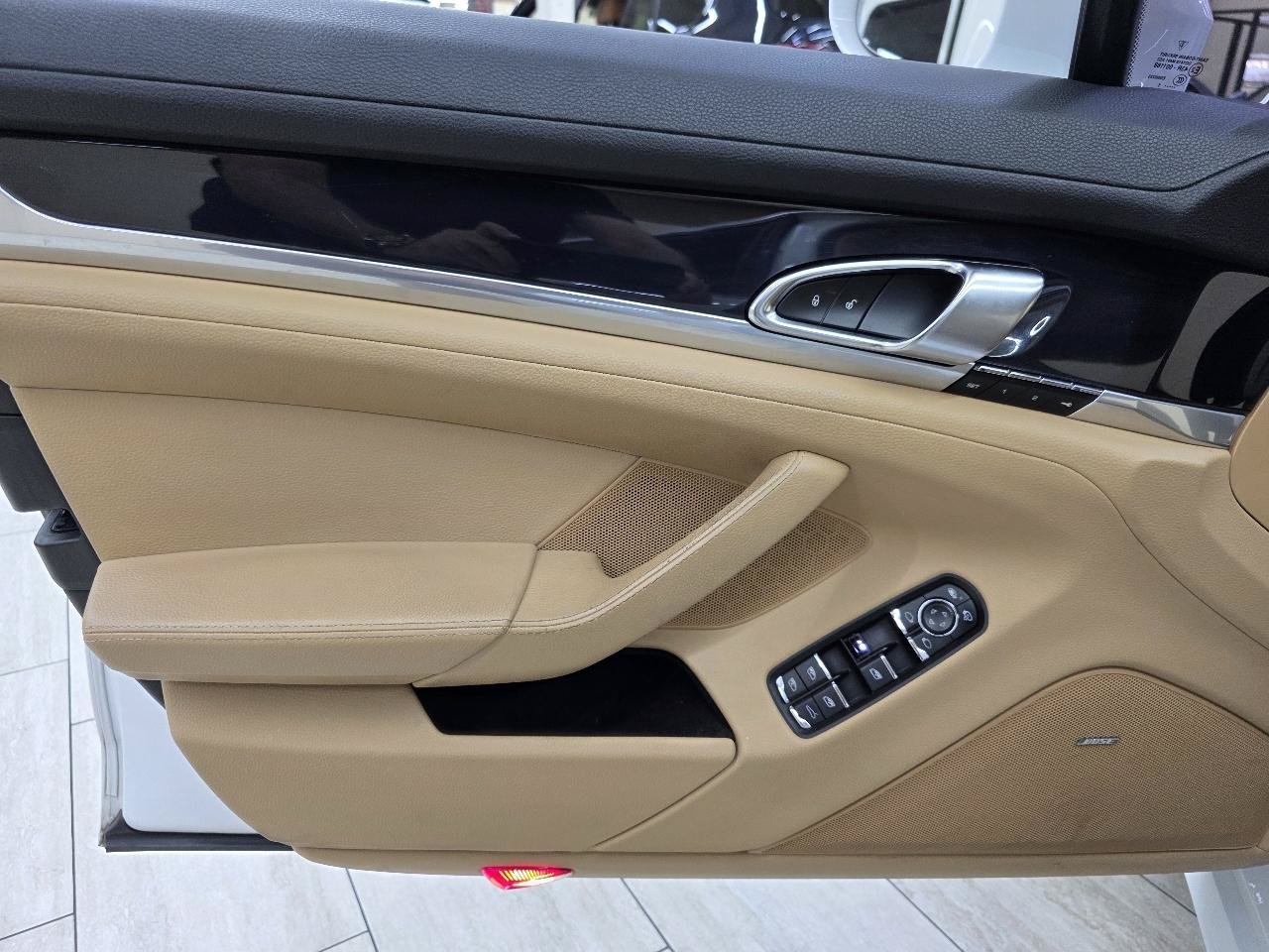 Used 2015 Porsche Panamera 4 w/ Premium Package Plus AWD/4WD image 38