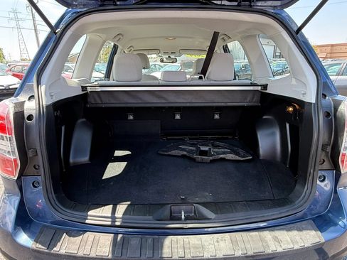 Used 2014 Subaru Forester 2.5i AWD/4WD image 33