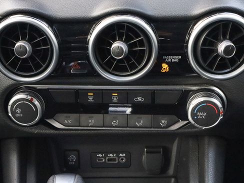 Used 2024 Nissan Sentra SV image 11