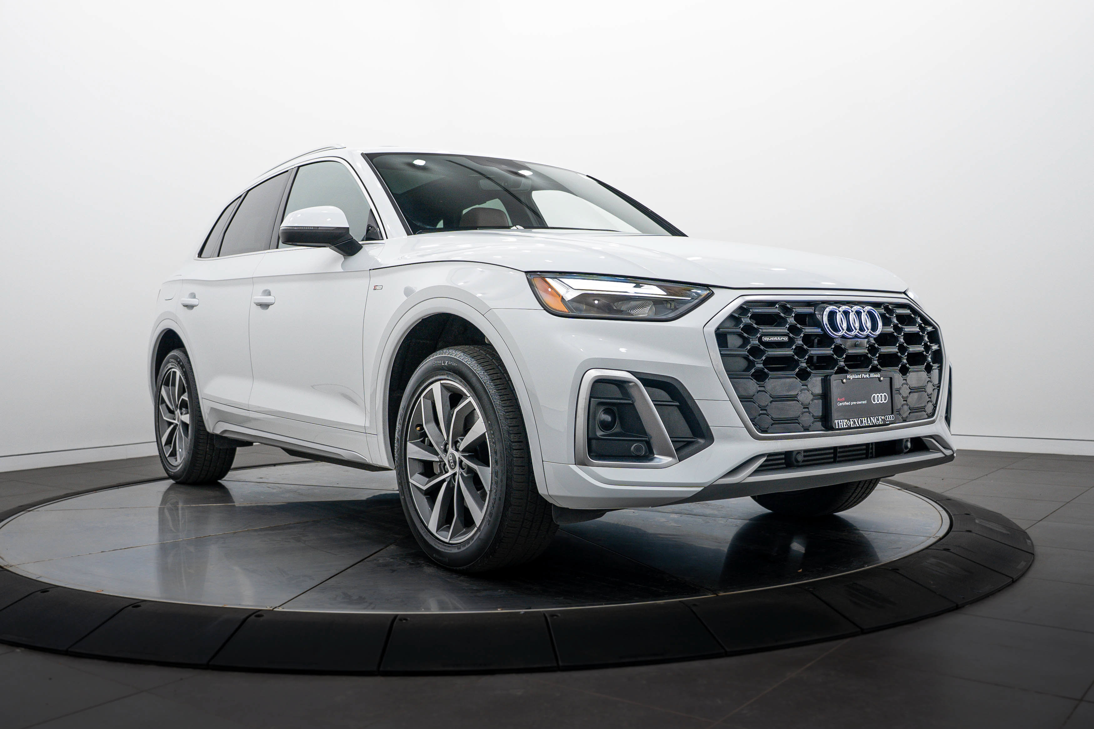 Certified 2023 Audi Q5 2.0T Premium Plus w/ Premium Plus Package AWD/4WD image 1