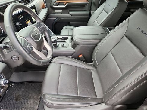 Used 2023 GMC Sierra 1500 Denali w/ Denali Reserve Package AWD/4WD image 9