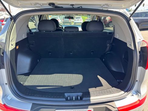 Used 2015 Kia Sportage LX AWD/4WD image 12