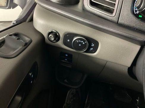 Used 2022 Ford Transit 350 XLT image 22