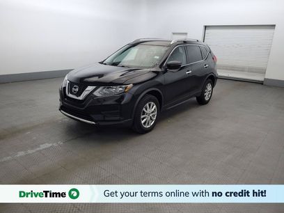 Used 2017 Nissan Rogue SV