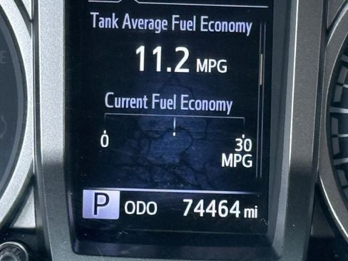 Used 2022 Toyota Tacoma SR5 RWD image 17