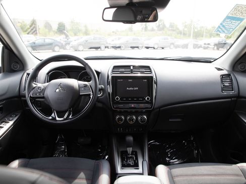 Used 2026 Mitsubishi Outlander Sport SE AWD/4WD image 15