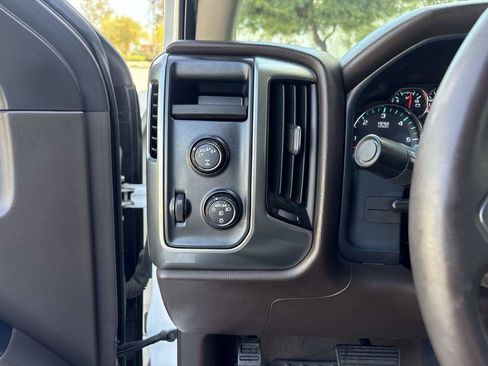 Used 2017 Chevrolet Silverado 1500 LT w/ All Star Edition AWD/4WD image 22