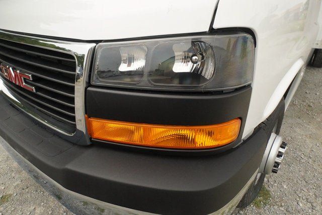 New 2026 GMC Savana 4500 w/ Power Convenience Package RWD image 31