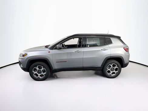 Used 2022 Jeep Compass Trailhawk w/ Trailhawk Convenience Group image 8