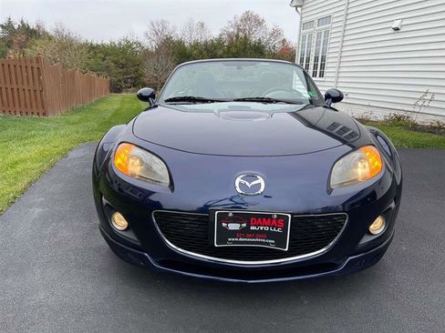 Used 2012 MAZDA MX-5 Miata Touring w/ Appearance Pkg image 3