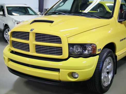 Used 2005 Dodge Ram 1500 Truck SLT w/ Rumblebee Group image 6