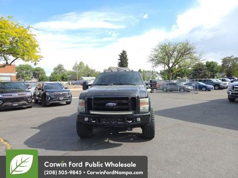 Used 2010 Ford F250 Harley-Davidson AWD/4WD image 4