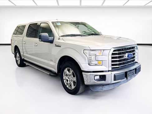 Used 2015 Ford F150 XLT w/ Equipment Group 301A Mid image 3