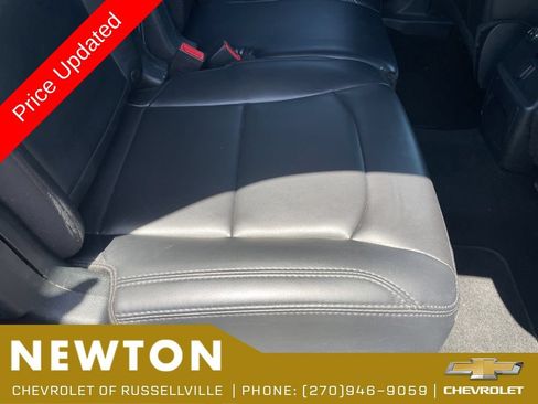 Used 2019 Ford Explorer XLT w/ Equipment Group 202A FWD image 28